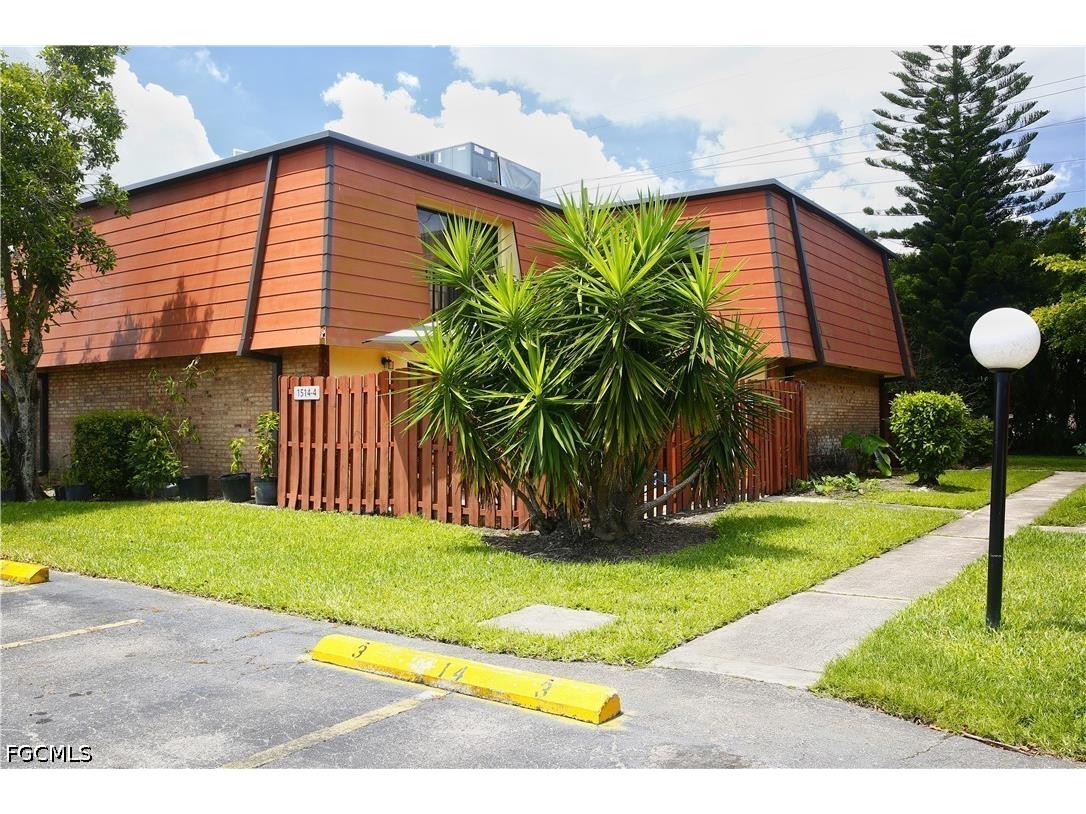 1514 Park Meadows Drive #3 Fort Myers FL 33907 2026020602 image2