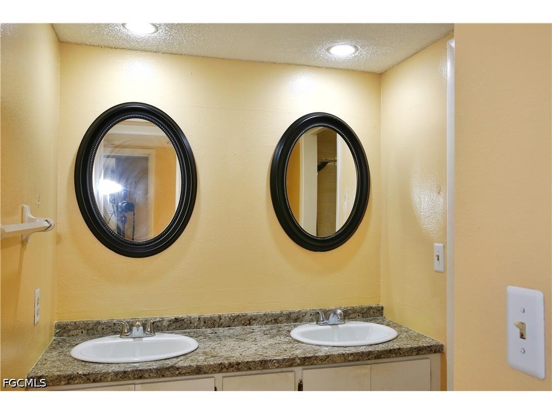 1514 Park Meadows Drive #3 Fort Myers FL 33907 2026020602 image24
