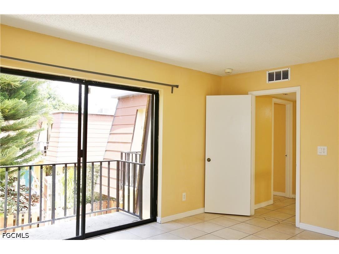 1514 Park Meadows Drive #3 Fort Myers FL 33907 2026020602 image30
