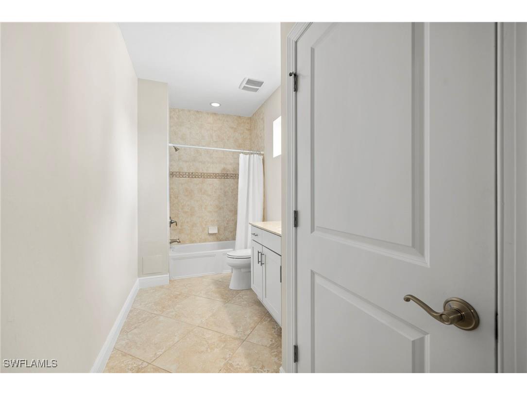 15140 Palmer Lake Circle #201 Naples FL 34109 225060961 image16