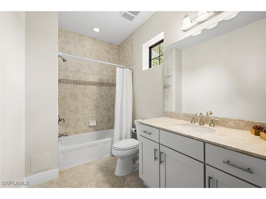 15140 Palmer Lake Circle #201 Naples FL 34109 225060961 image17