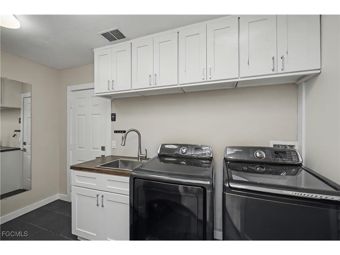 15141 Sam Snead Lane North Fort Myers FL 33917 2025022378 image19