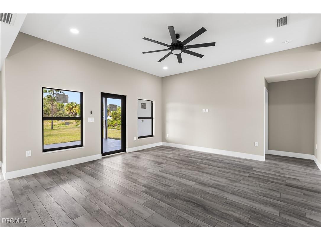 1515 E 9th Street Lehigh Acres FL 33972 2025018952 image10