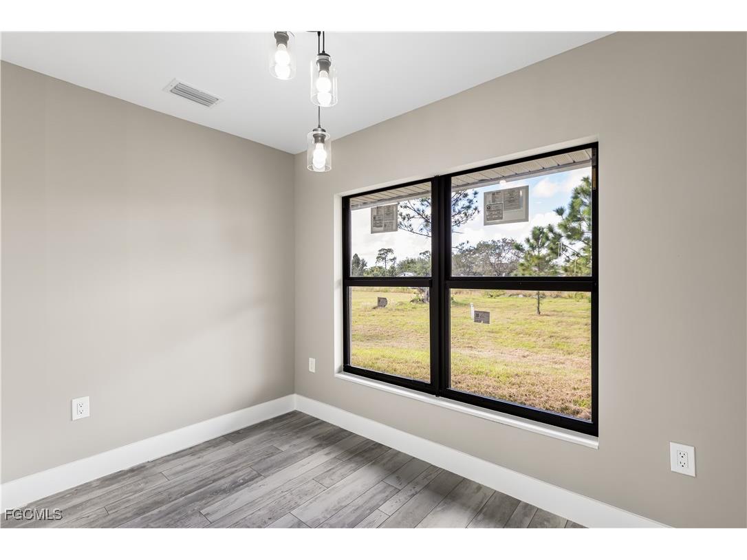 1515 E 9th Street Lehigh Acres FL 33972 2025018952 image8
