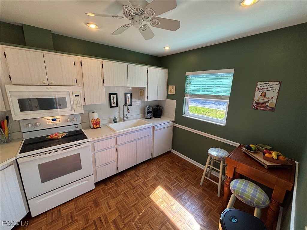 1515 Edgewater Circle Fort Myers FL 33919 2025019379 image10