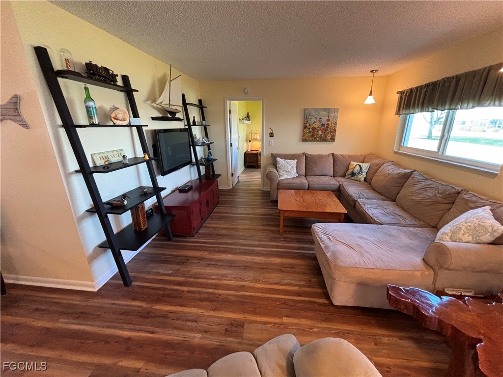 1515 Edgewater Circle Fort Myers FL 33919 2025019379 image15