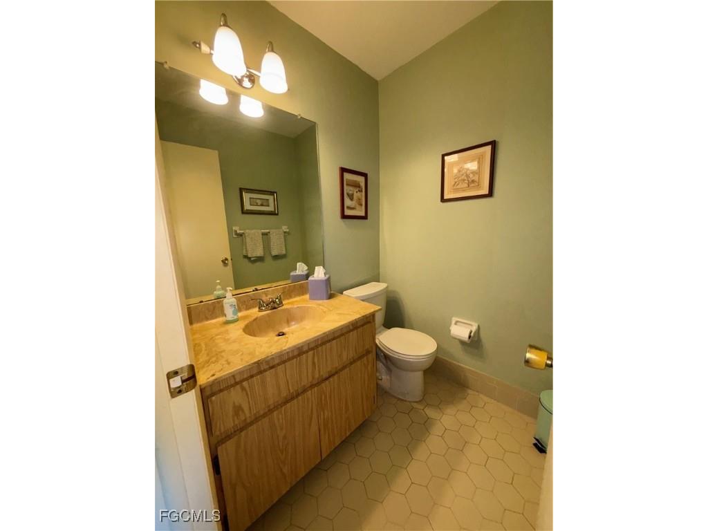 1515 Edgewater Circle Fort Myers FL 33919 2025019379 image29