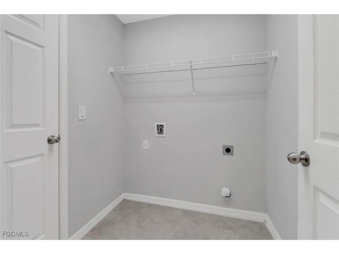 1515 NW 18th Terrace Cape Coral FL 33993 2025009358 image18