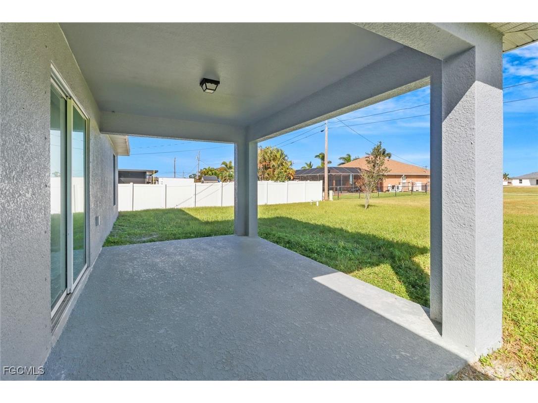 1515 NW 18th Terrace Cape Coral FL 33993 2025009358 image20