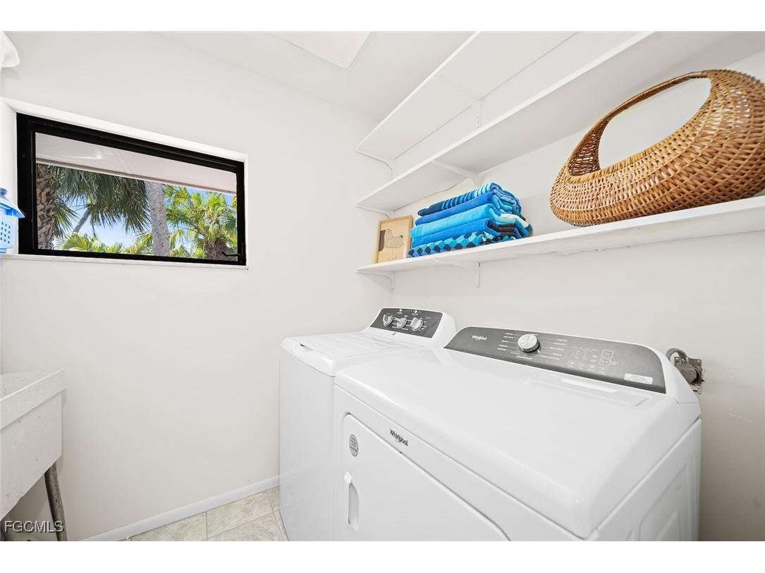 15153 Captiva Drive W Captiva FL 33924 2025021654 image33