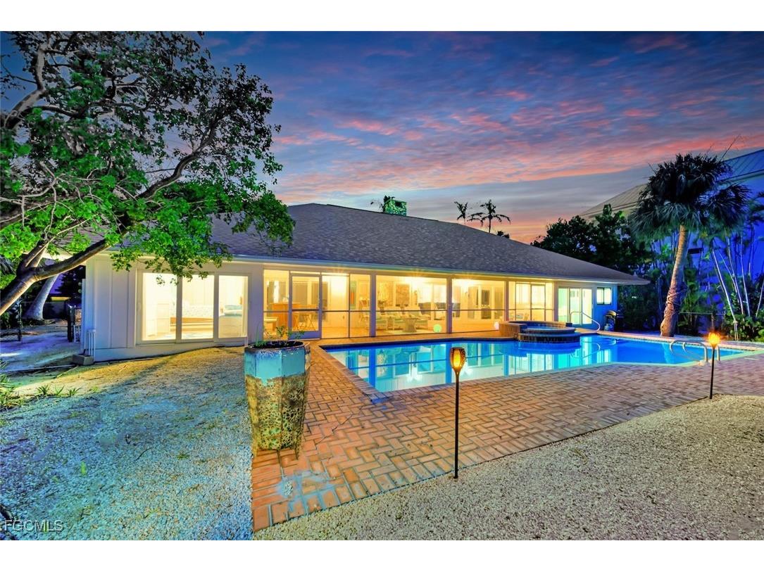 15153 Captiva Drive W Captiva FL 33924 2025021654 image40