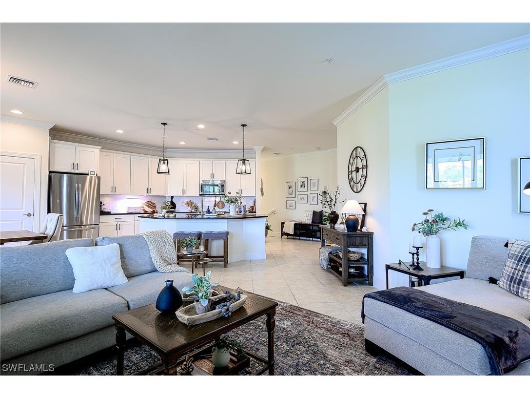 15153 Palmer Lake Circle #201 Naples FL 34109 223059969 image1