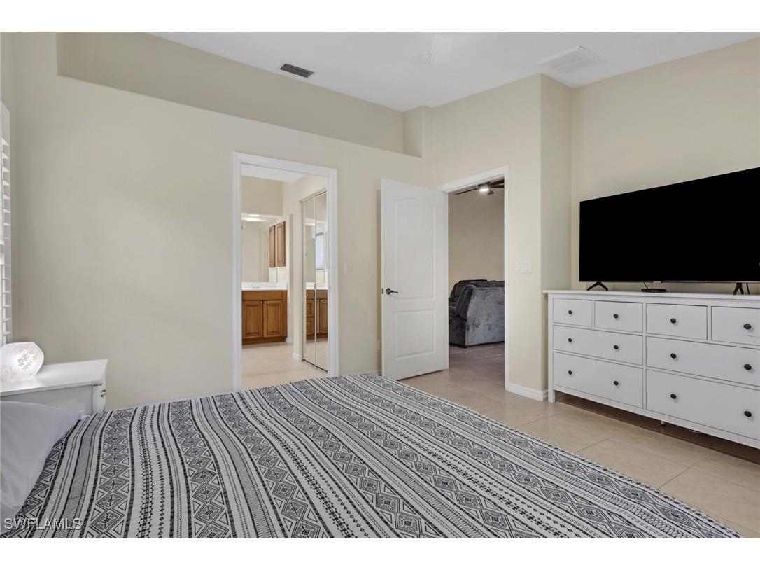 15154 Cortona Way Naples FL 34120 225081643 image18