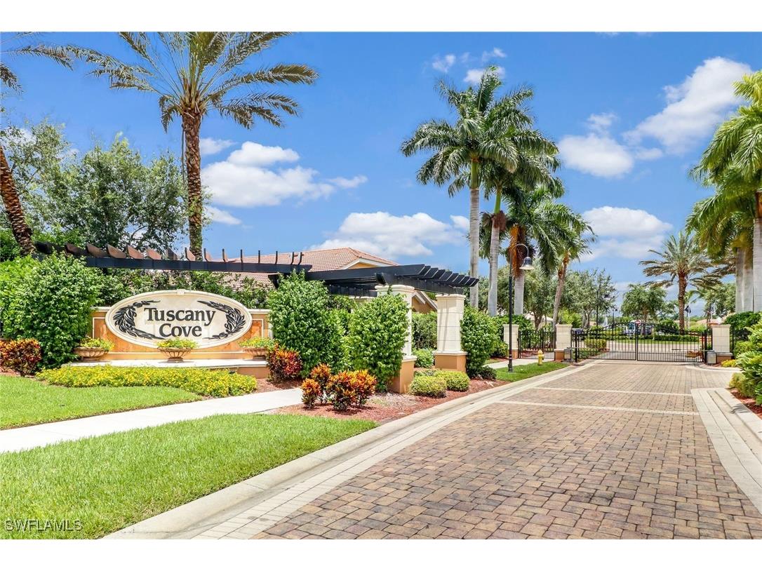 15154 Cortona Way Naples FL 34120 225081643 image26