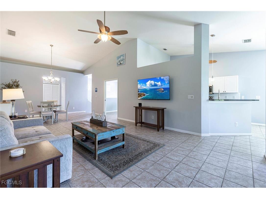 15157 Oxford Cove #2404 Fort Myers FL 33919 2025006533 image3