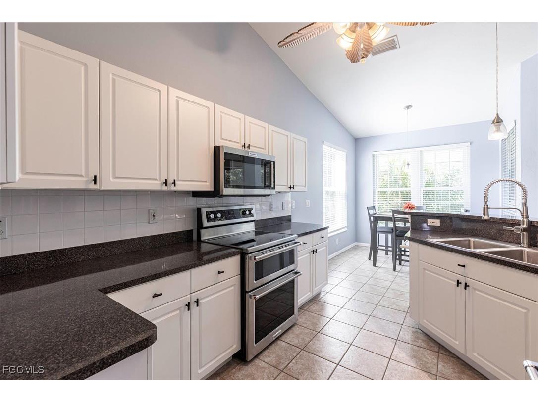 15157 Oxford Cove #2404 Fort Myers FL 33919 2025006533 image6