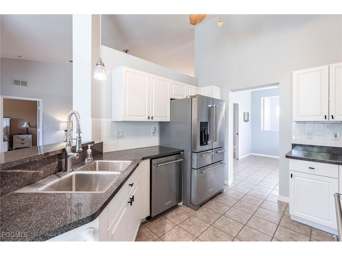 15157 Oxford Cove #2404 Fort Myers FL 33919 2025006533 image8