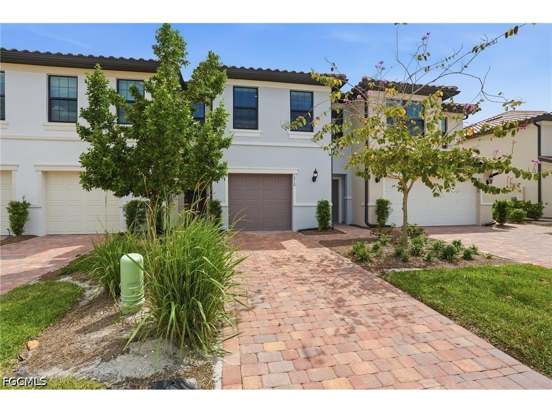 1516 Fells Cove Lane Cape Coral FL 33909 2026019813 image2