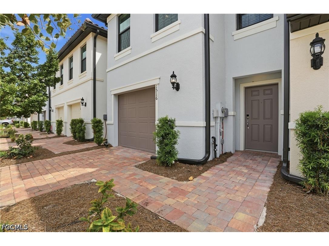 1516 Fells Cove Lane Cape Coral FL 33909 2026019813 image3