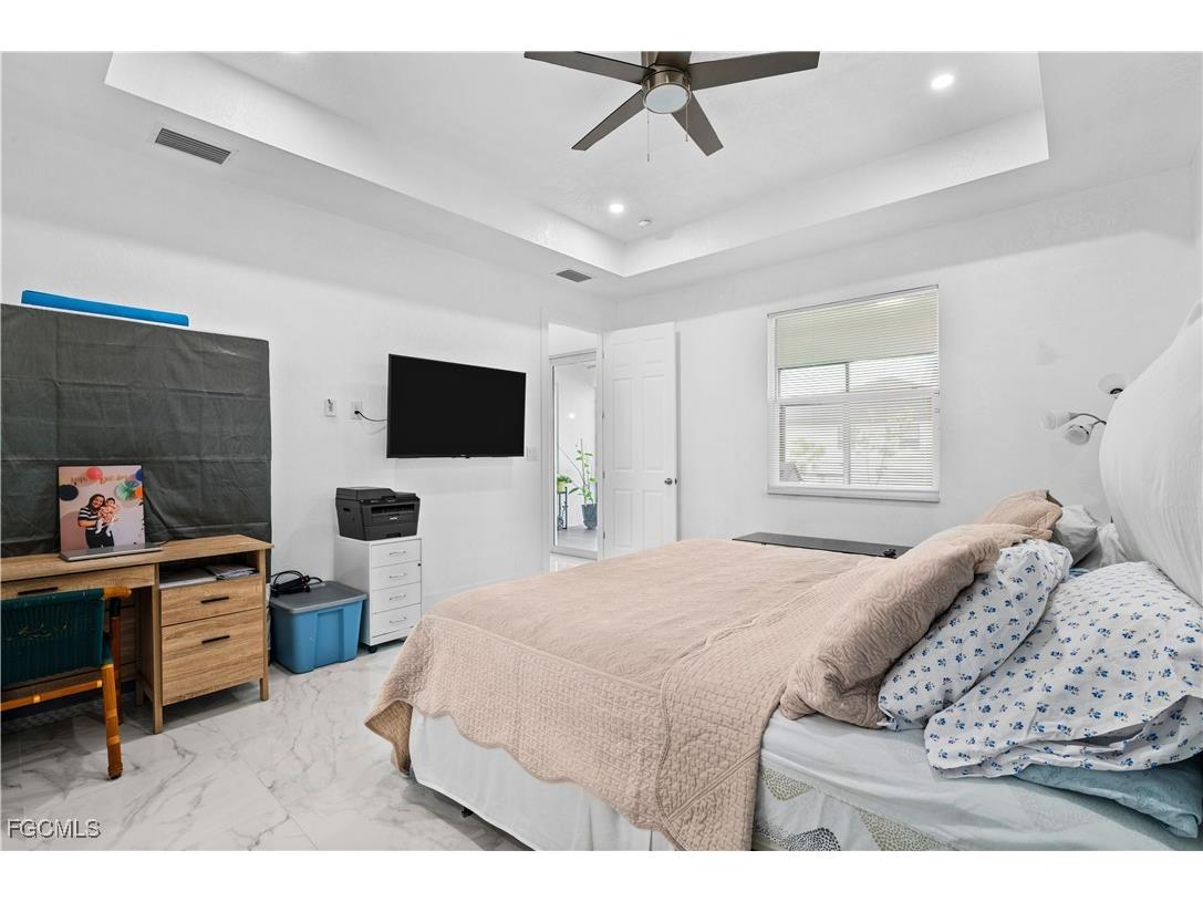 1516 NE 17th Avenue Cape Coral FL 33909 2025004195 image10