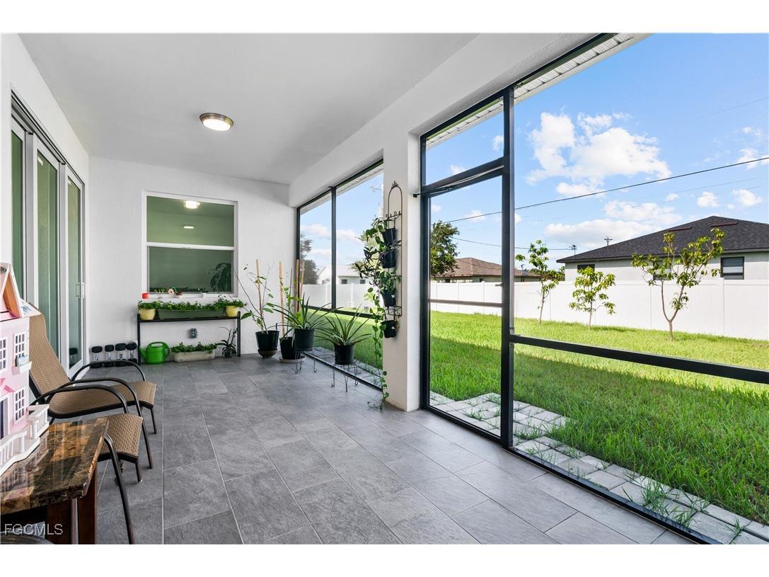 1516 NE 17th Avenue Cape Coral FL 33909 2025004195 image21