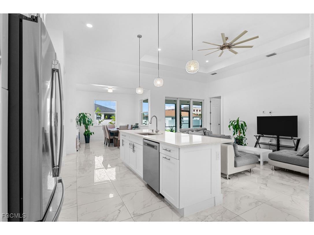 1516 NE 17th Avenue Cape Coral FL 33909 2025004195 image5