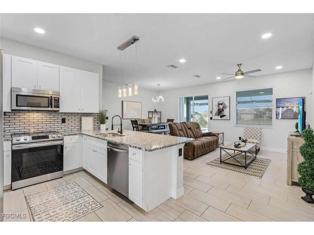 1516 NW 38th Avenue Cape Coral FL 33993 2025021332 image2