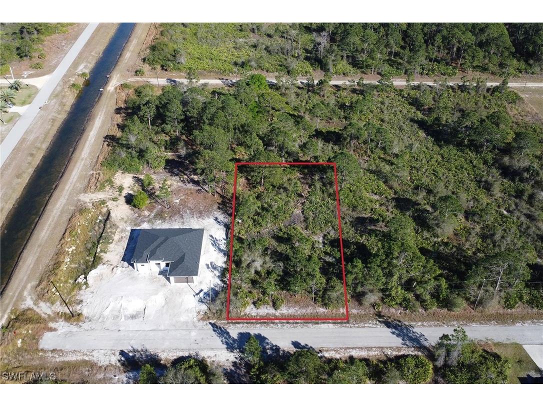 1516 Pine Avenue Lehigh Acres FL 33972 224012869 image1