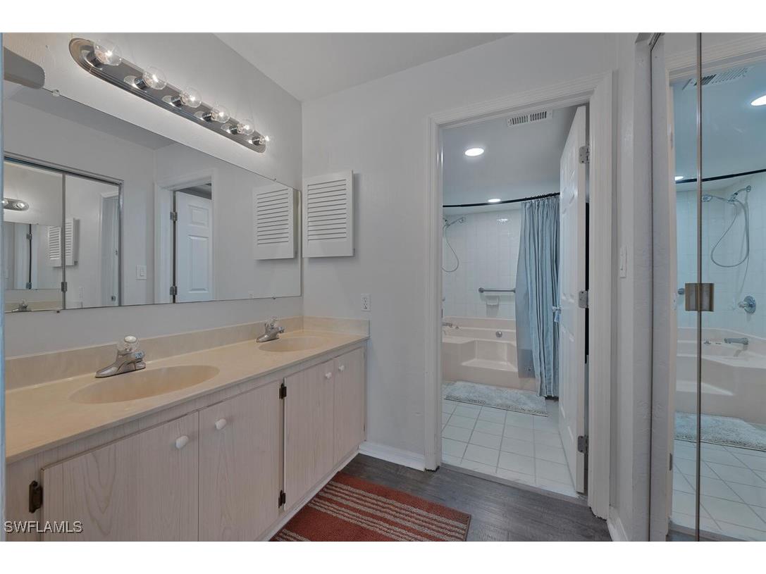 15161 Cedarwood Lane #1205 Naples FL 34110 225076796 image8