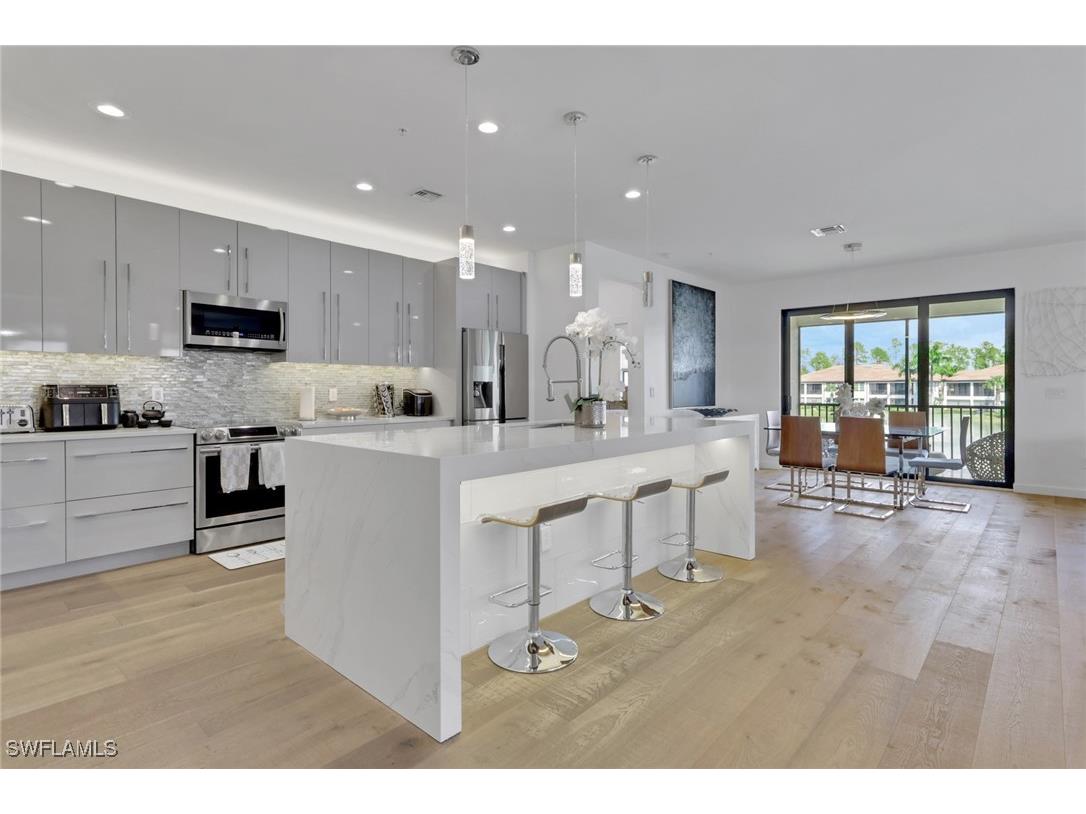 15161 Palmer Lake Circle #202 Naples FL 34109 225074013 image5