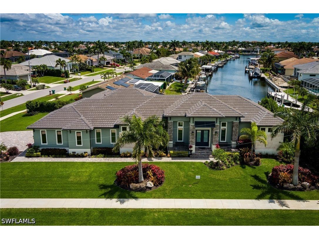 1517 Buccaneer Court Marco Island FL 34145 226022803 image1