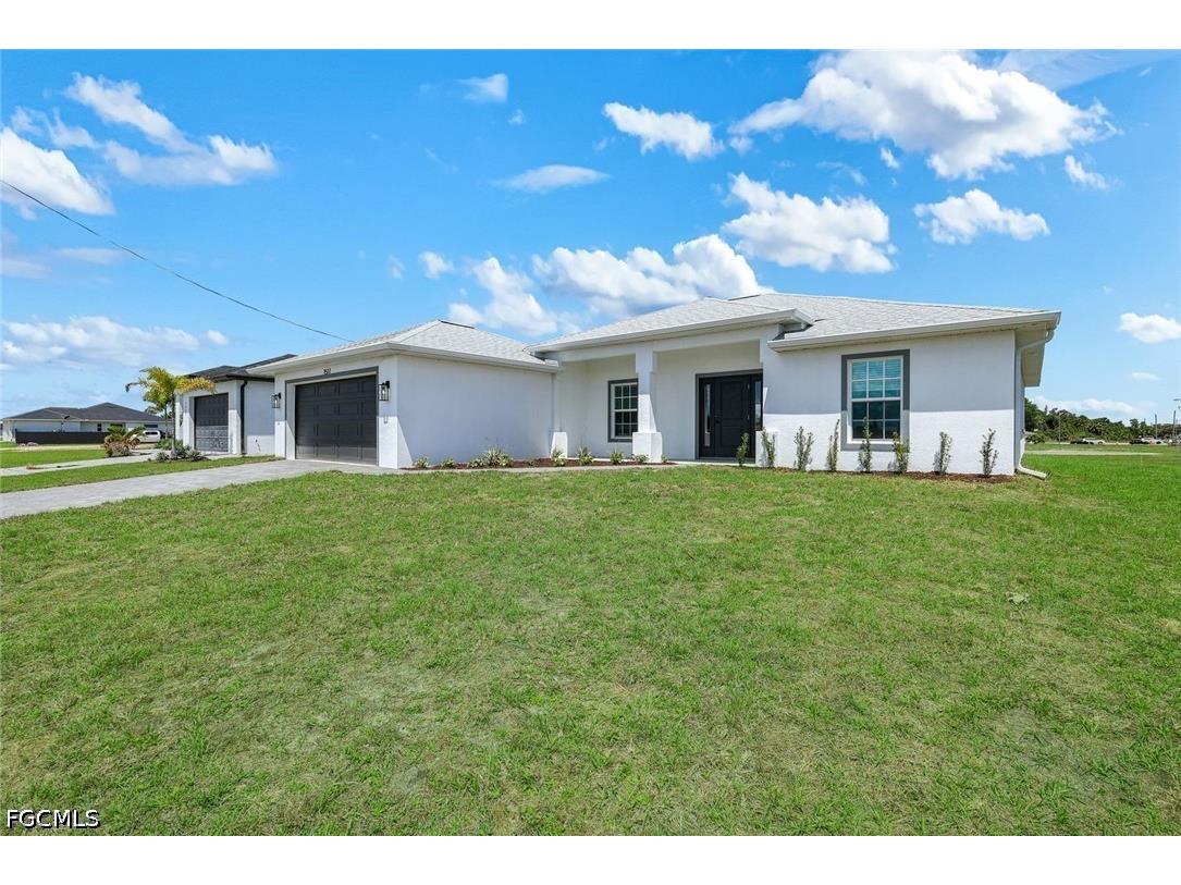 1517 NE 23rd Street Cape Coral FL 33909 2026015894 image1