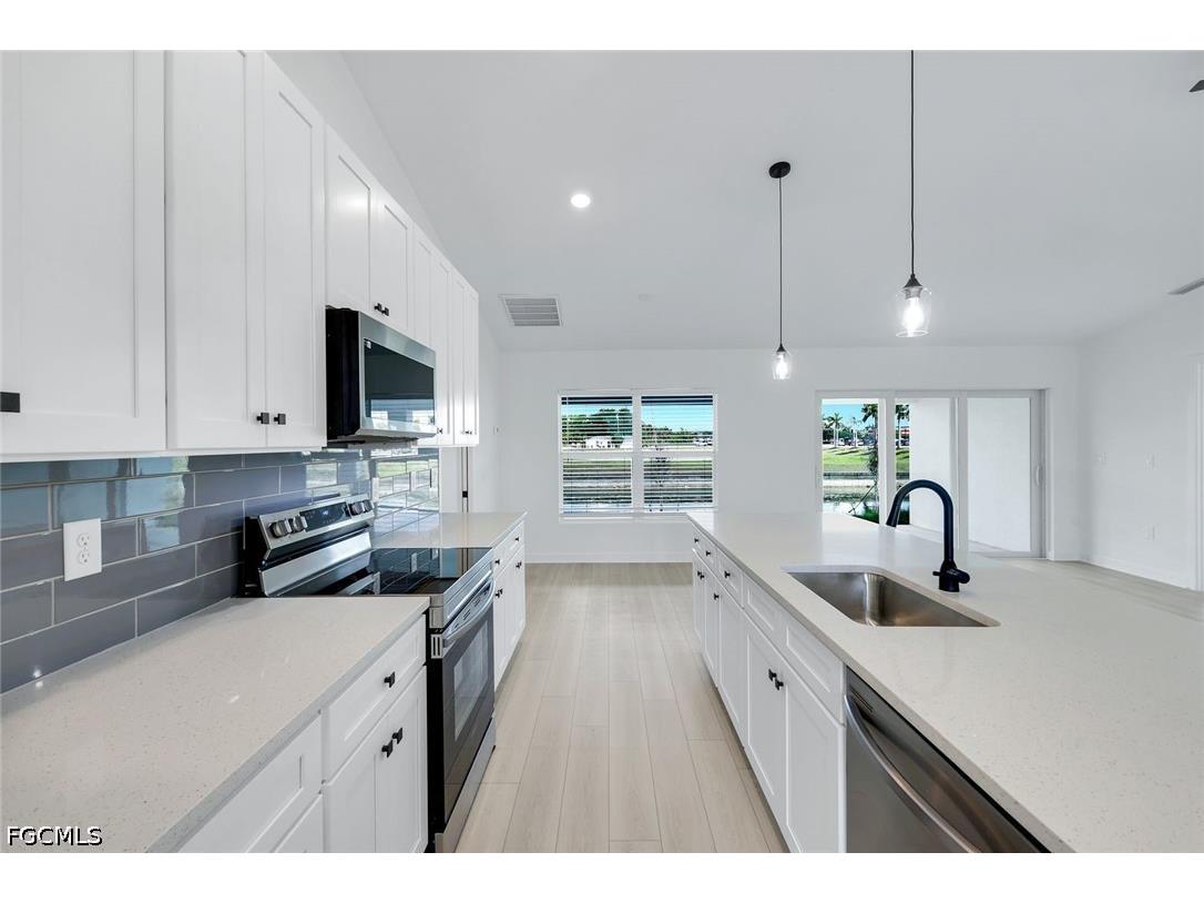1517 NE 23rd Street Cape Coral FL 33909 2026015894 image13