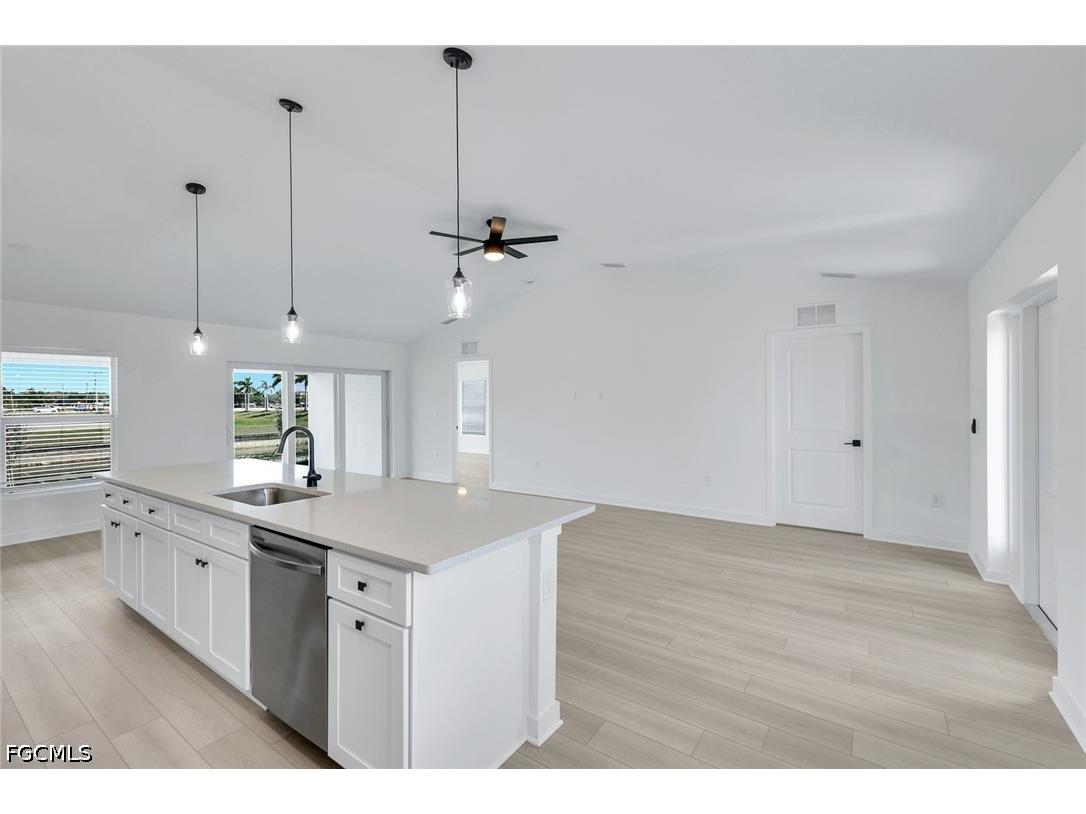 1517 NE 23rd Street Cape Coral FL 33909 2026015894 image9