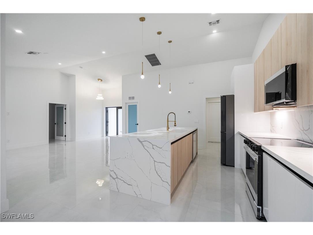 1517 NW 17th Street Cape Coral FL 33993 226002713 image12