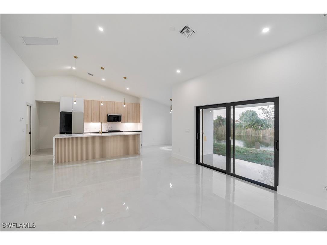 1517 NW 17th Street Cape Coral FL 33993 226002713 image8