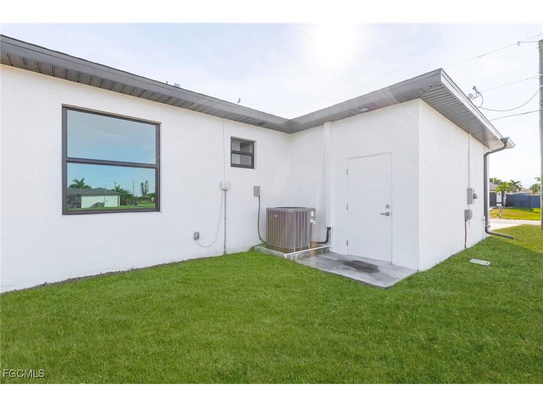 1517 SW 28th Terrace Cape Coral FL 33914 2025025872 image18