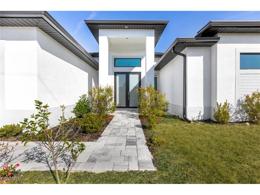 1517 SW 28th Terrace Cape Coral FL 33914 2025025872 image3