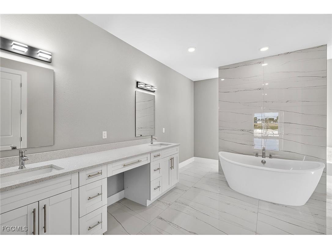 1517 SW 28th Terrace Cape Coral FL 33914 2025025872 image35