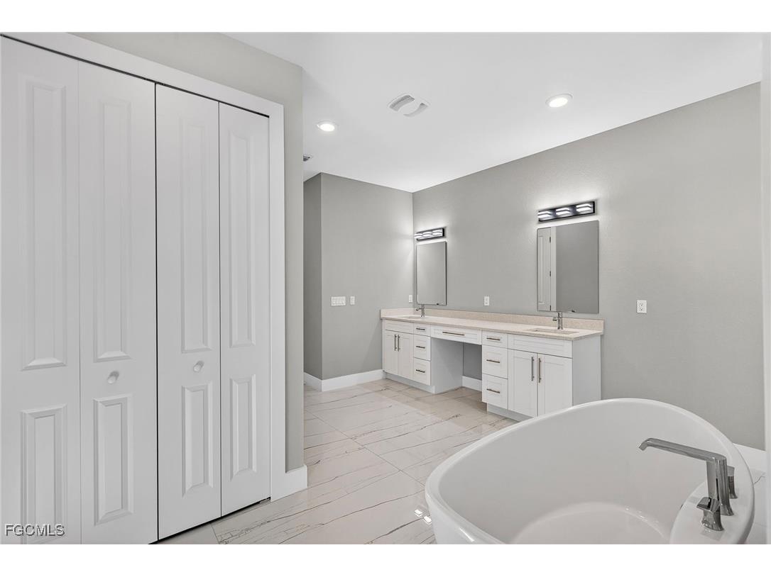 1517 SW 28th Terrace Cape Coral FL 33914 2025025872 image37