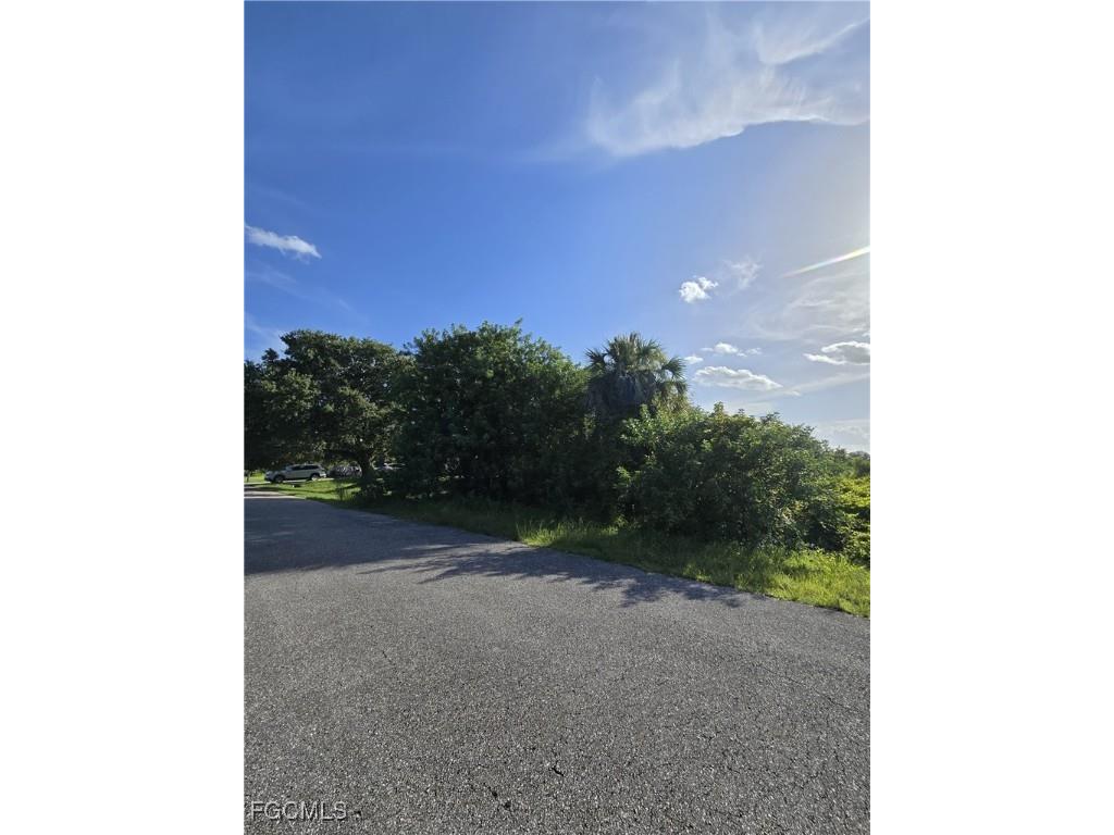 1517 Scott Avenue Lehigh Acres FL 33972 2025003044 image3