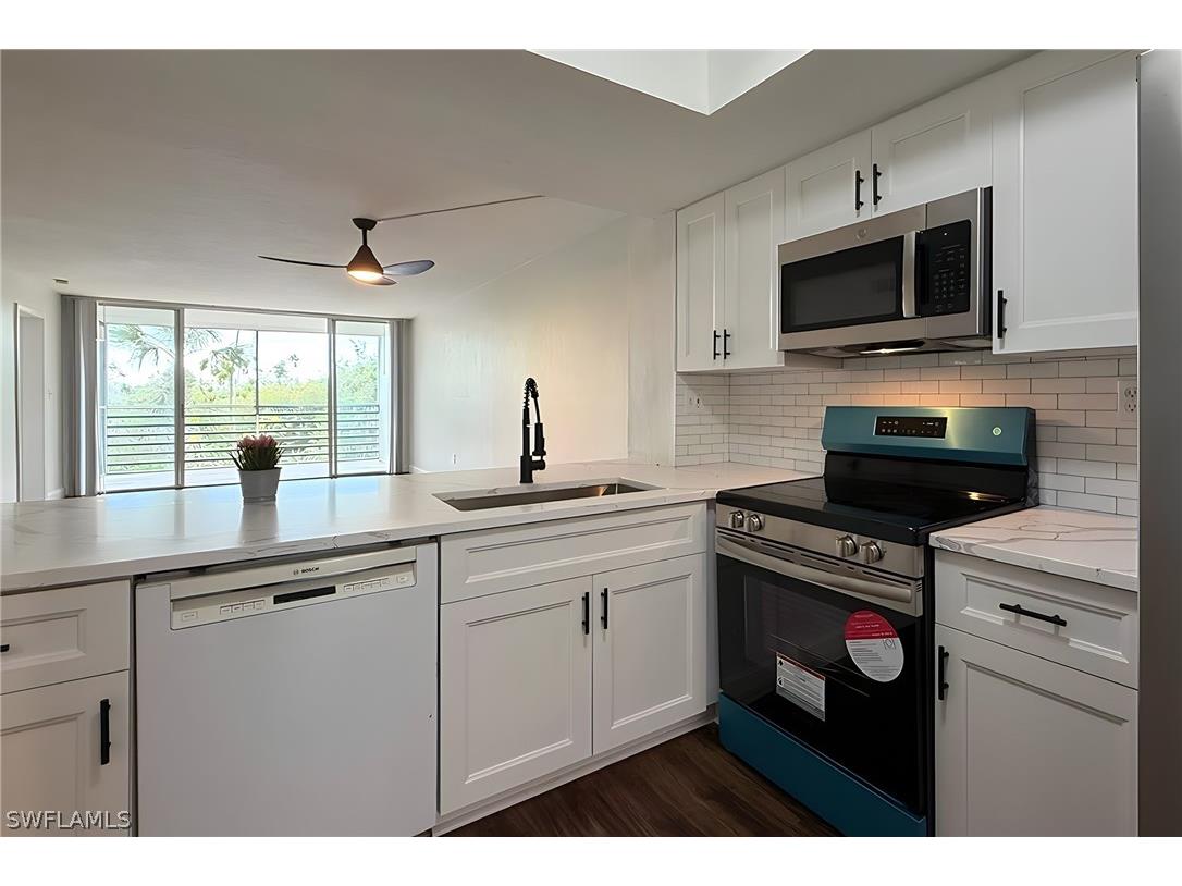 15171 Cedarwood Lane #3202 Naples FL 34110 226012412 image2