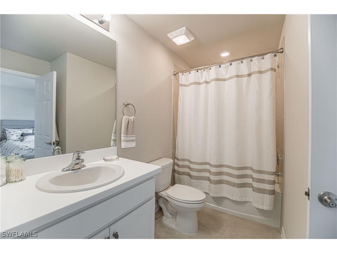 15172 Wildflower Circle Naples FL 34119 226008774 image8