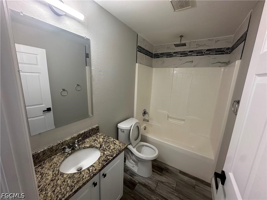 1518 NE 43rd Lane Cape Coral FL 33909 2026023624 image14