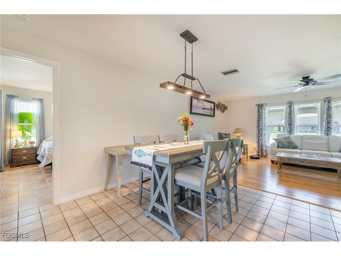 1518 SE 10th Place Cape Coral FL 33990 2025018081 image16