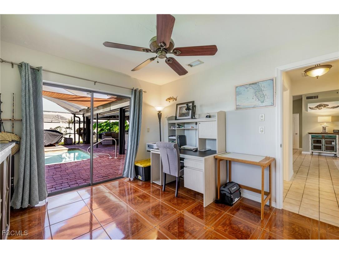 1518 SE 10th Place Cape Coral FL 33990 2025018081 image18