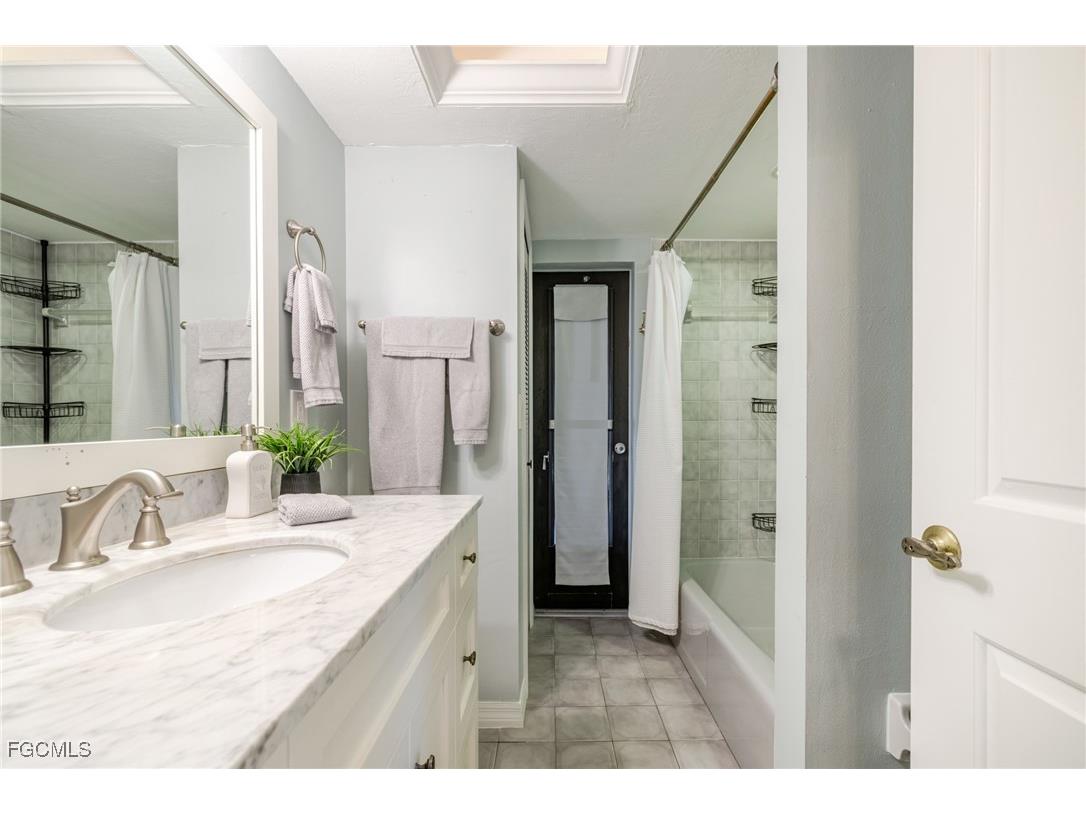 1518 SE 10th Place Cape Coral FL 33990 2025018081 image30