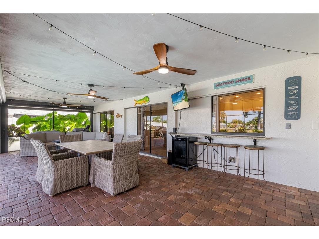 1518 SE 10th Place Cape Coral FL 33990 2025018081 image32