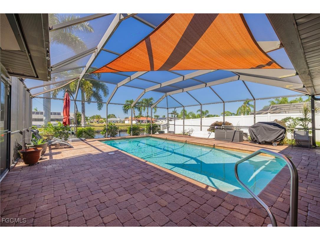 1518 SE 10th Place Cape Coral FL 33990 2025018081 image38