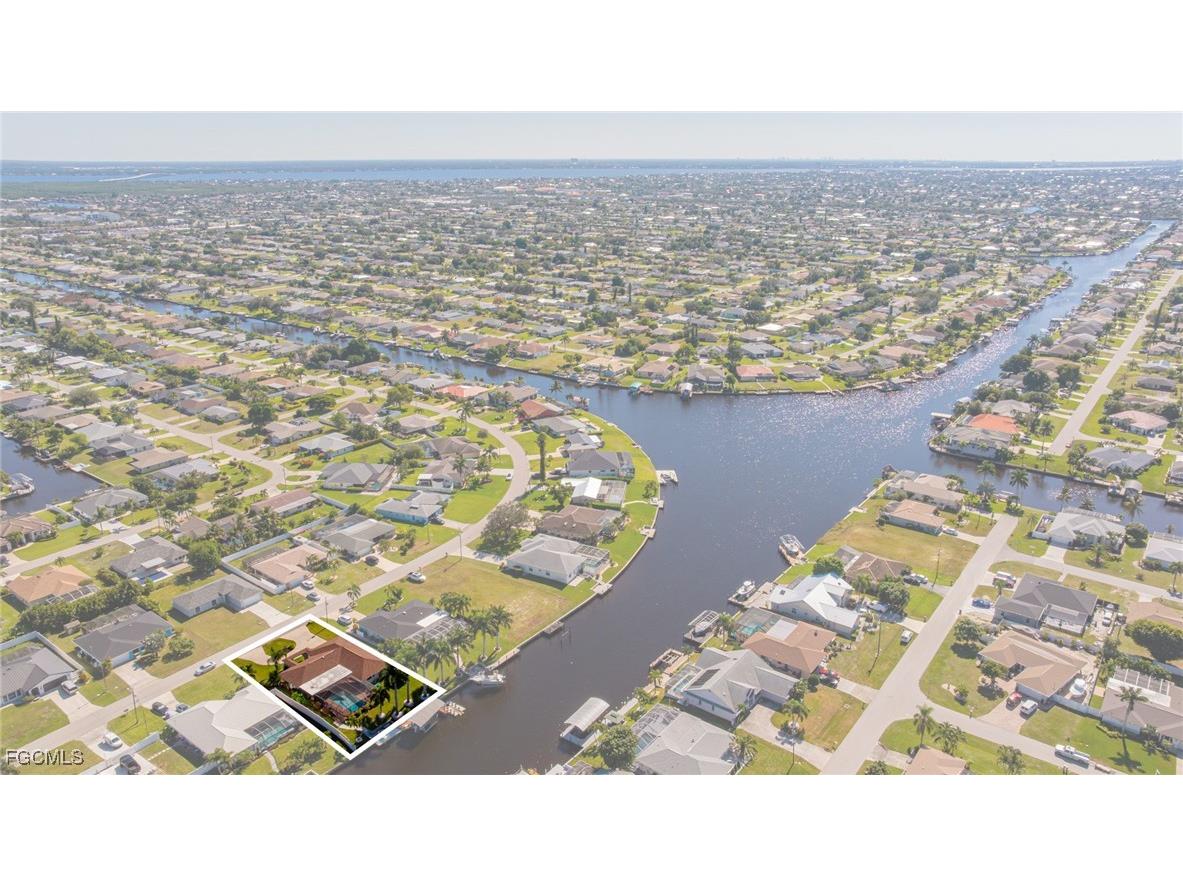 1518 SE 10th Place Cape Coral FL 33990 2025018081 image46